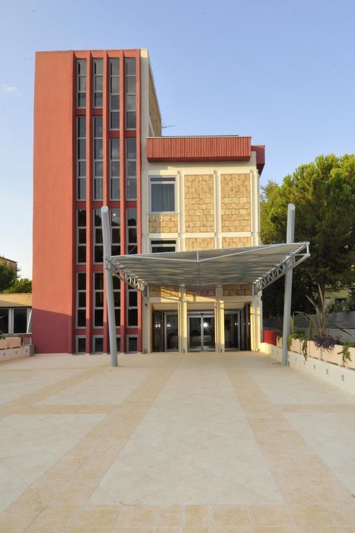 Aparthotel Diamanterosso 3*